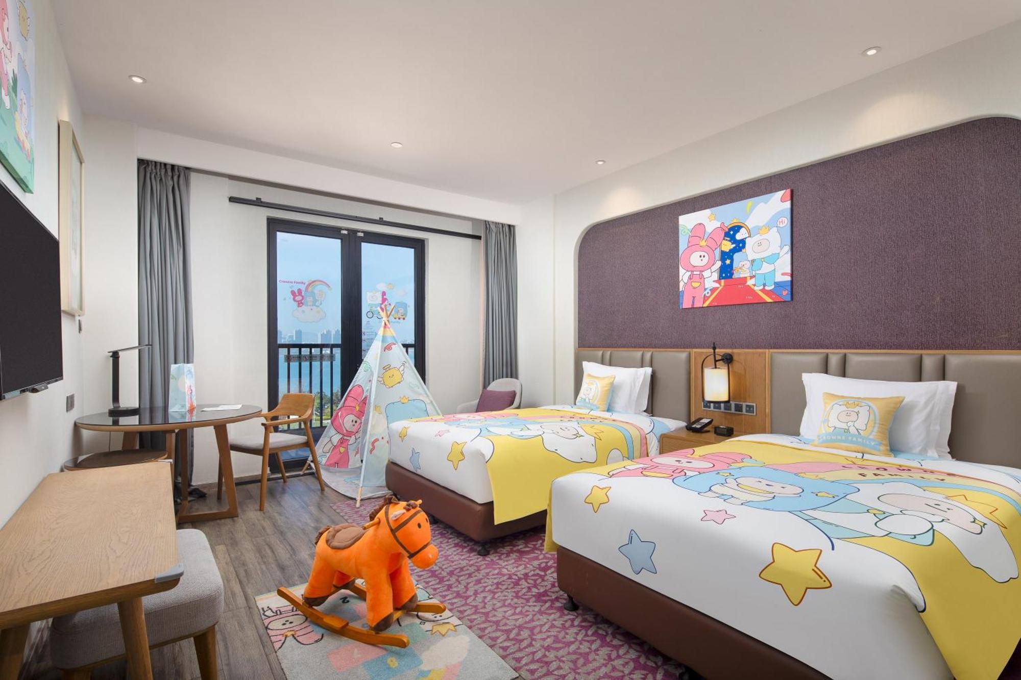 Crowne Plaza Qingdaoorientalmoviemetropolis By Ihg Hotel Exterior photo